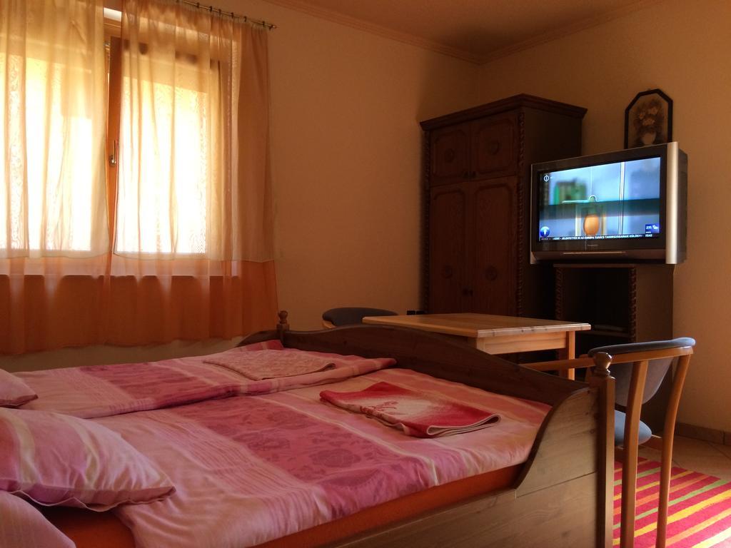 Margareta Apartman Apartment Sarvar Exterior photo